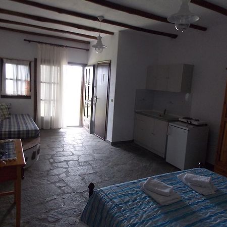 Helios Land Apartment Неос Мармарас Екстериор снимка